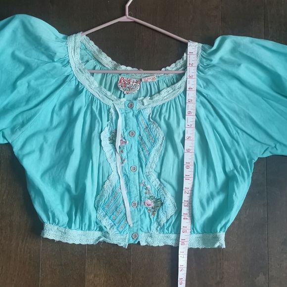 Vintage Embroidered Top - Picture 7 of 7